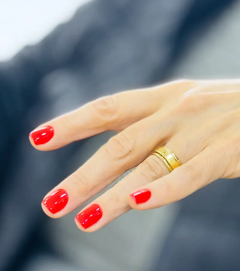 Unhas vermelhas clássicas